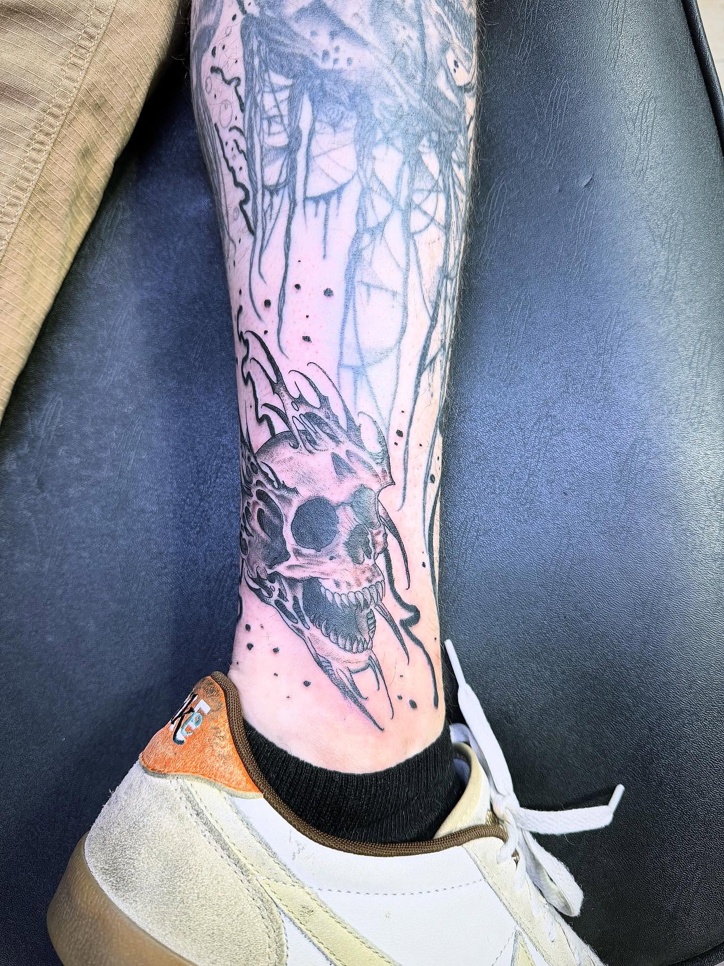 Tattoo by @kgoth_tattoo — dotwork, realism