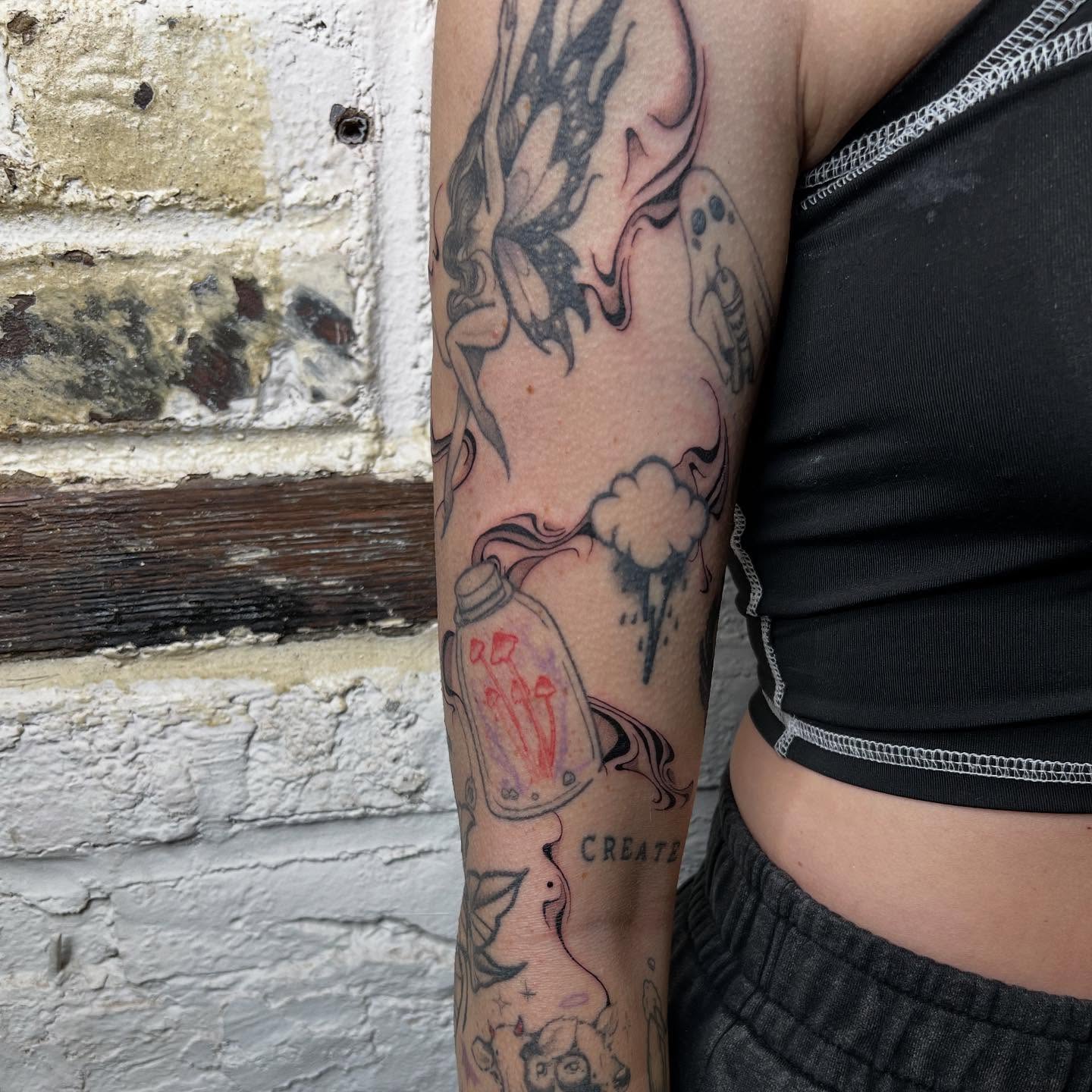 Tattoo by @robbwilsontattoos — dotwork, realism