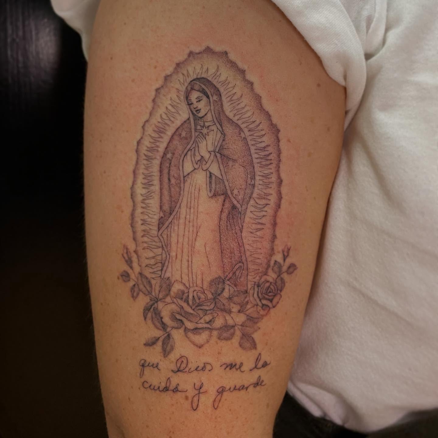 Tattoo by @tatubuny — black_and_grey