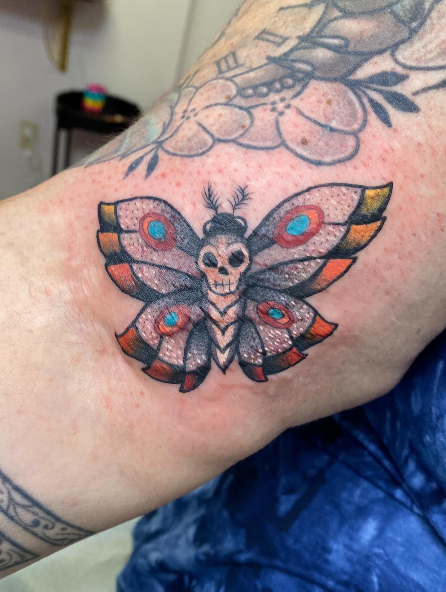 Tattoo by @unicornglitterblaster — american_traditional