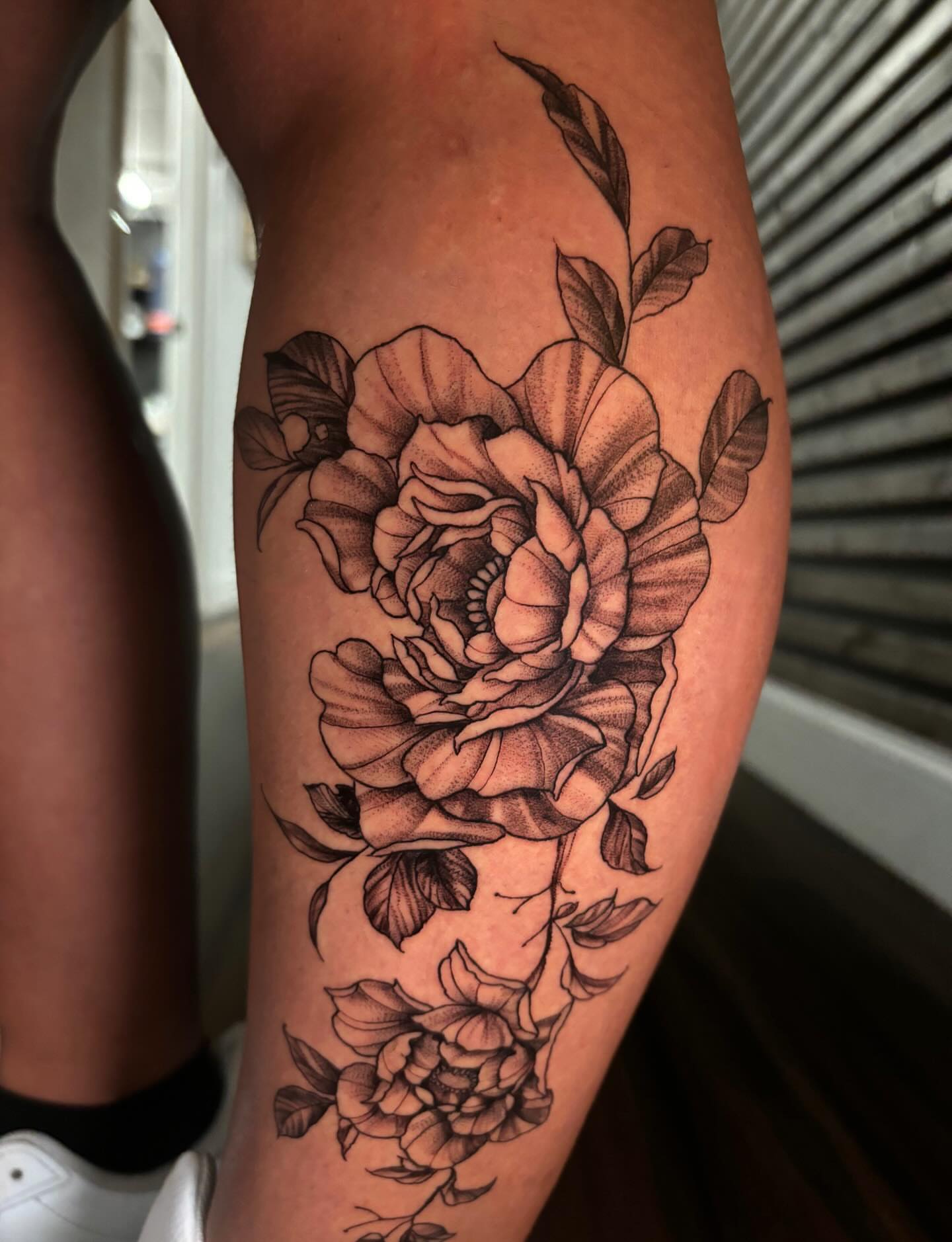Peony black and grey tattoo on the forearm by ππ²π΅π π§ - π£πͺπ½π½πΈπΈ ππ»π½π²πΌπ½