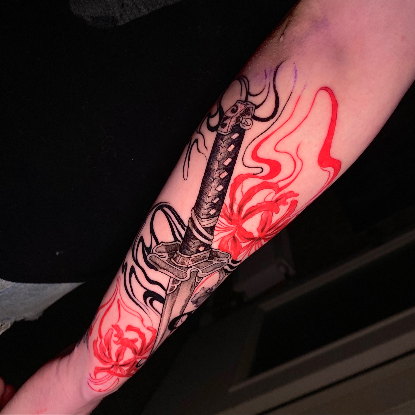 Tattoo by @yin.ttt — japanese_irezumi, dotwork