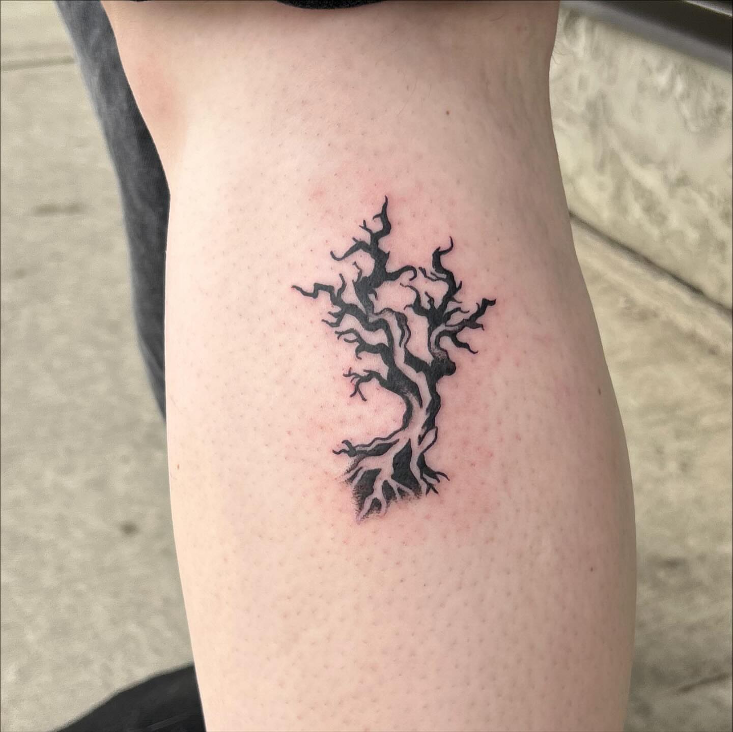 Tattoo by @kerostene — black_and_grey