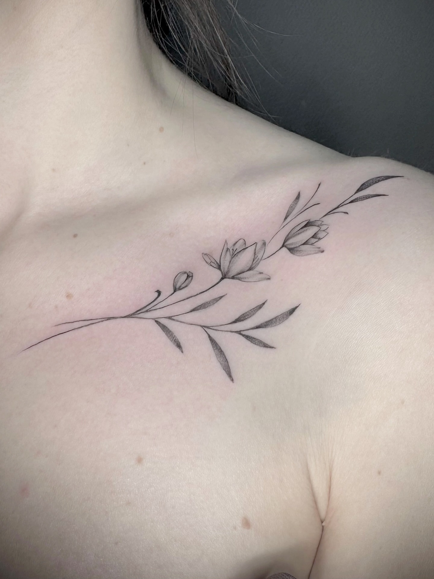 Tattoo by @tattoofuranina — black_and_grey