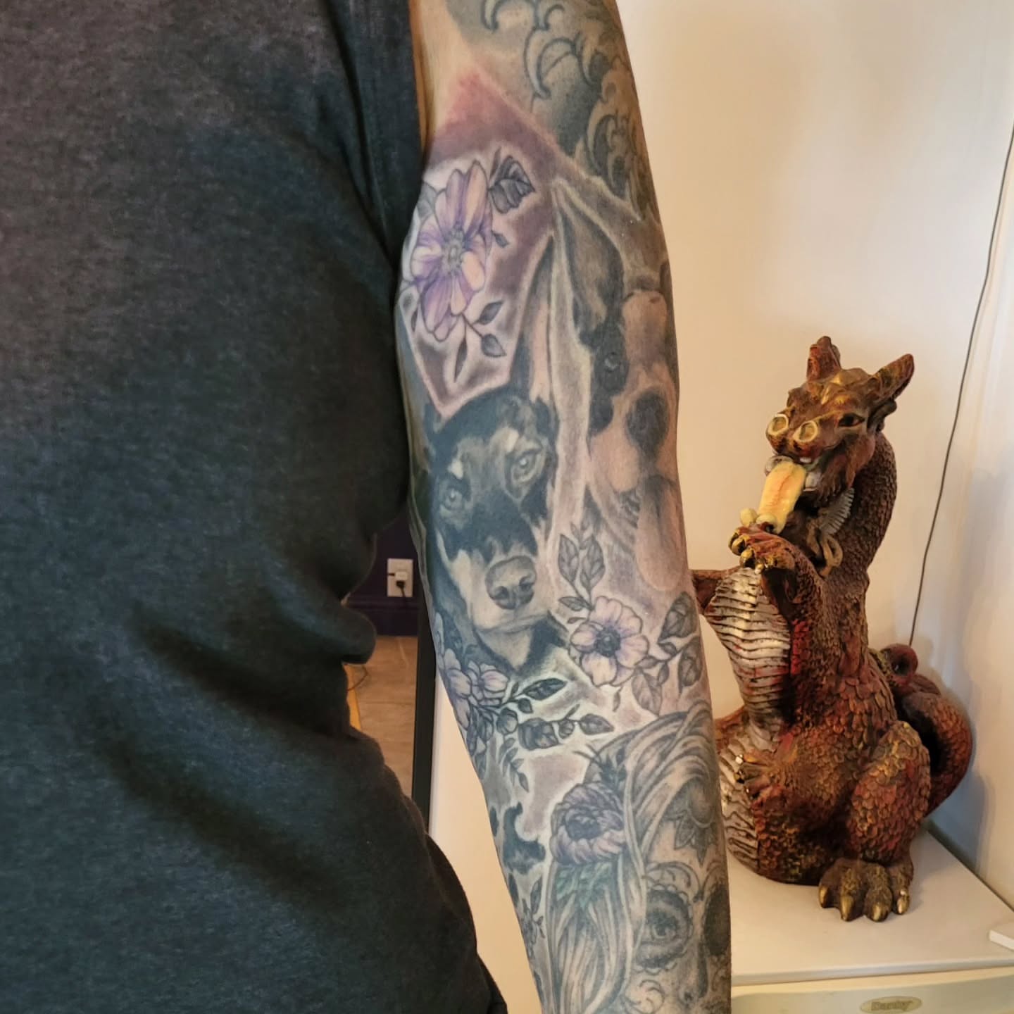 Tattoo by @ele_tattoos — realism, dotwork