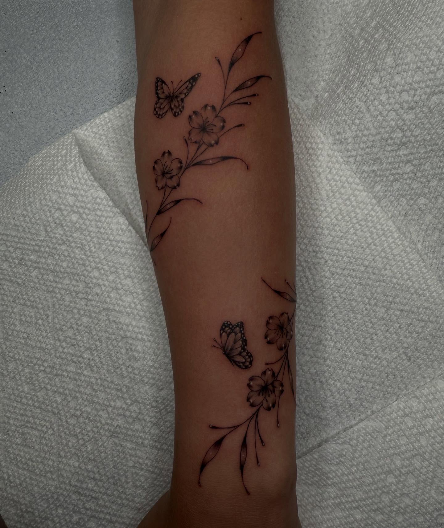 Tattoo by @inkedbykz — black_and_grey