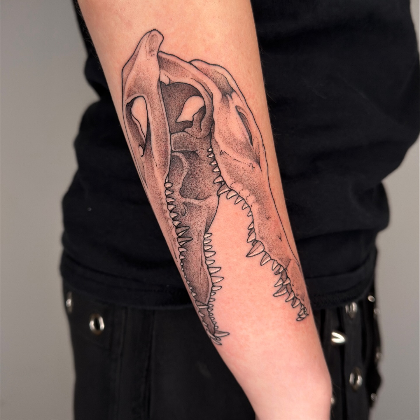 Tattoo by @juleghoul — black_and_grey
