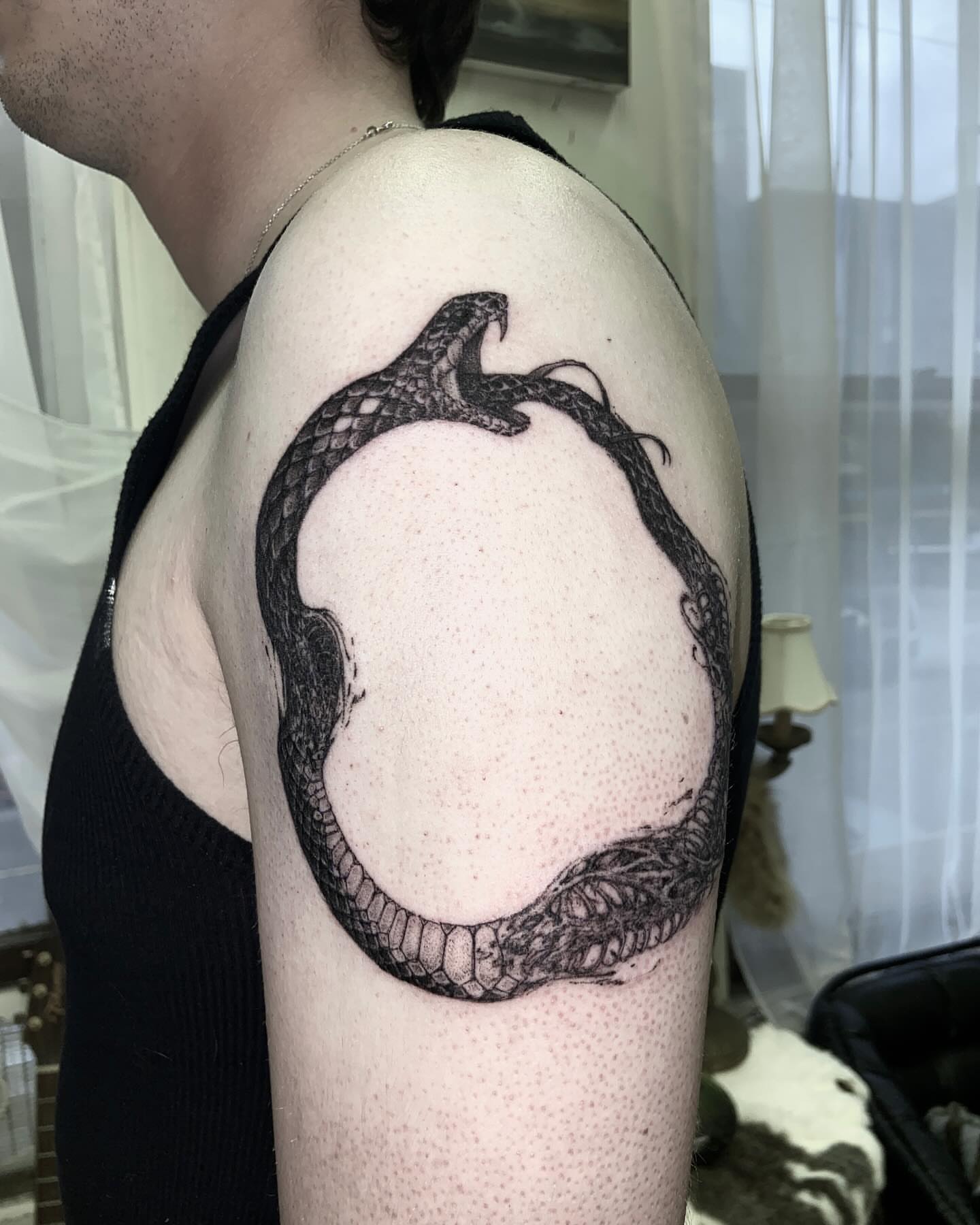 Tattoo by @friedraven_tattoo โ black_and_grey