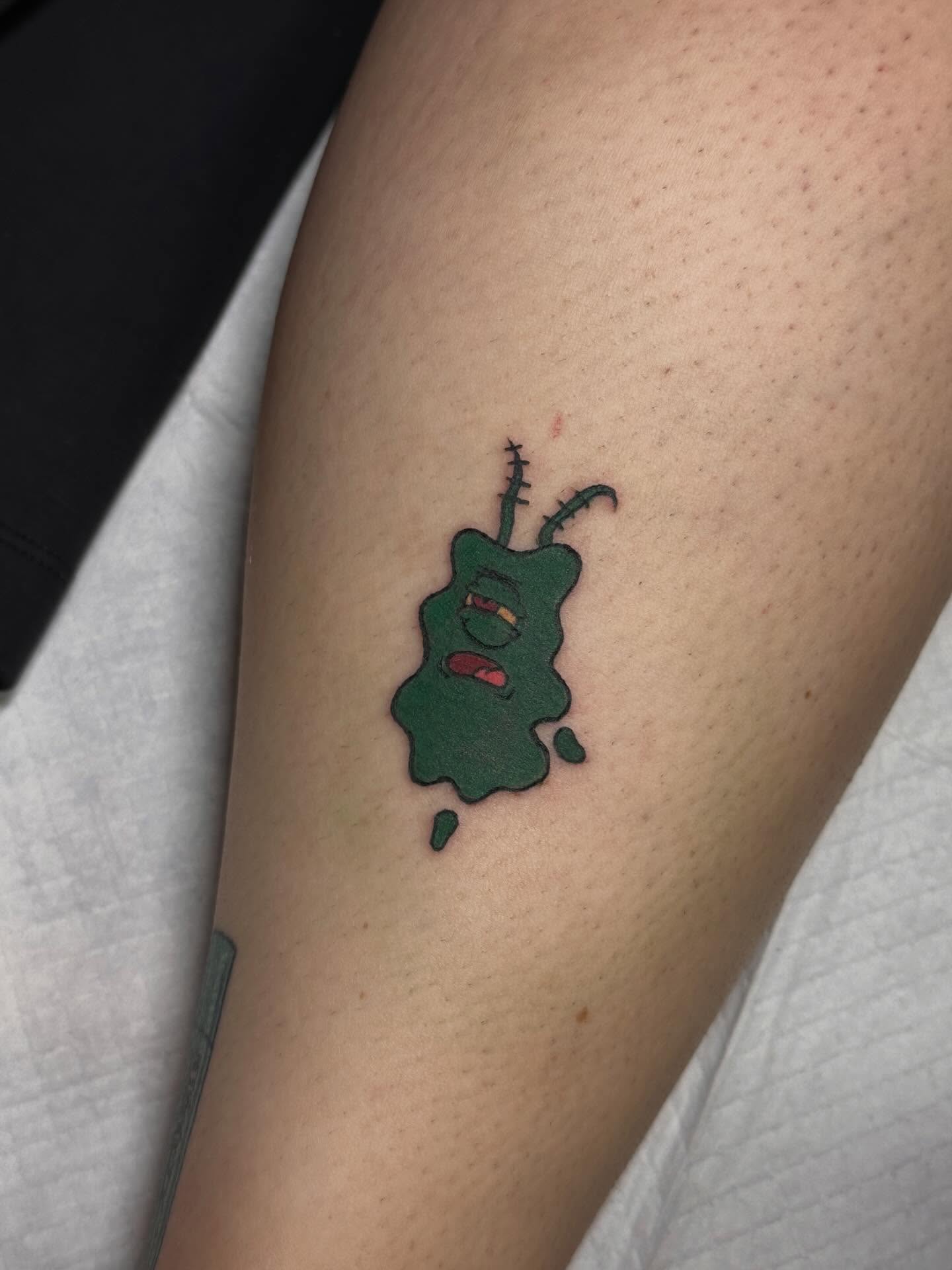 Tattoo by @jassspage โ dotwork