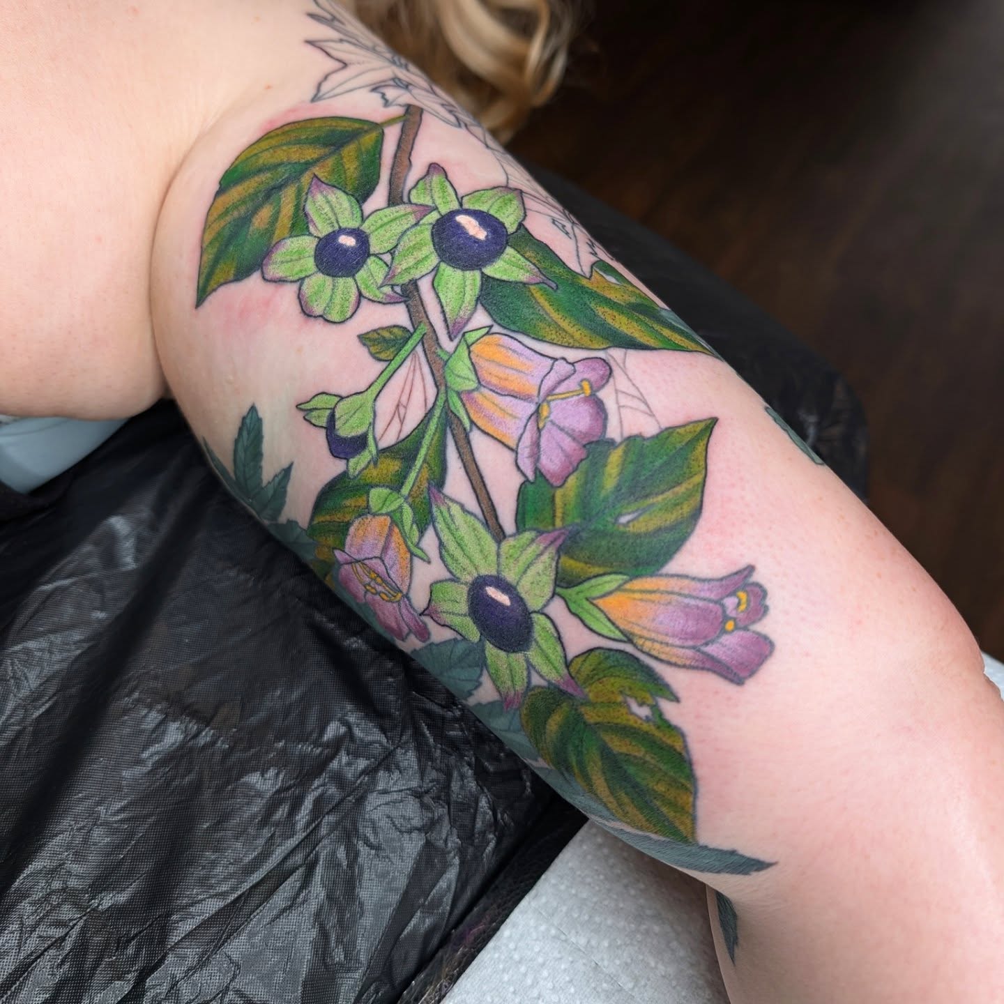 Tattoo by @mimtheyertattoos — realism