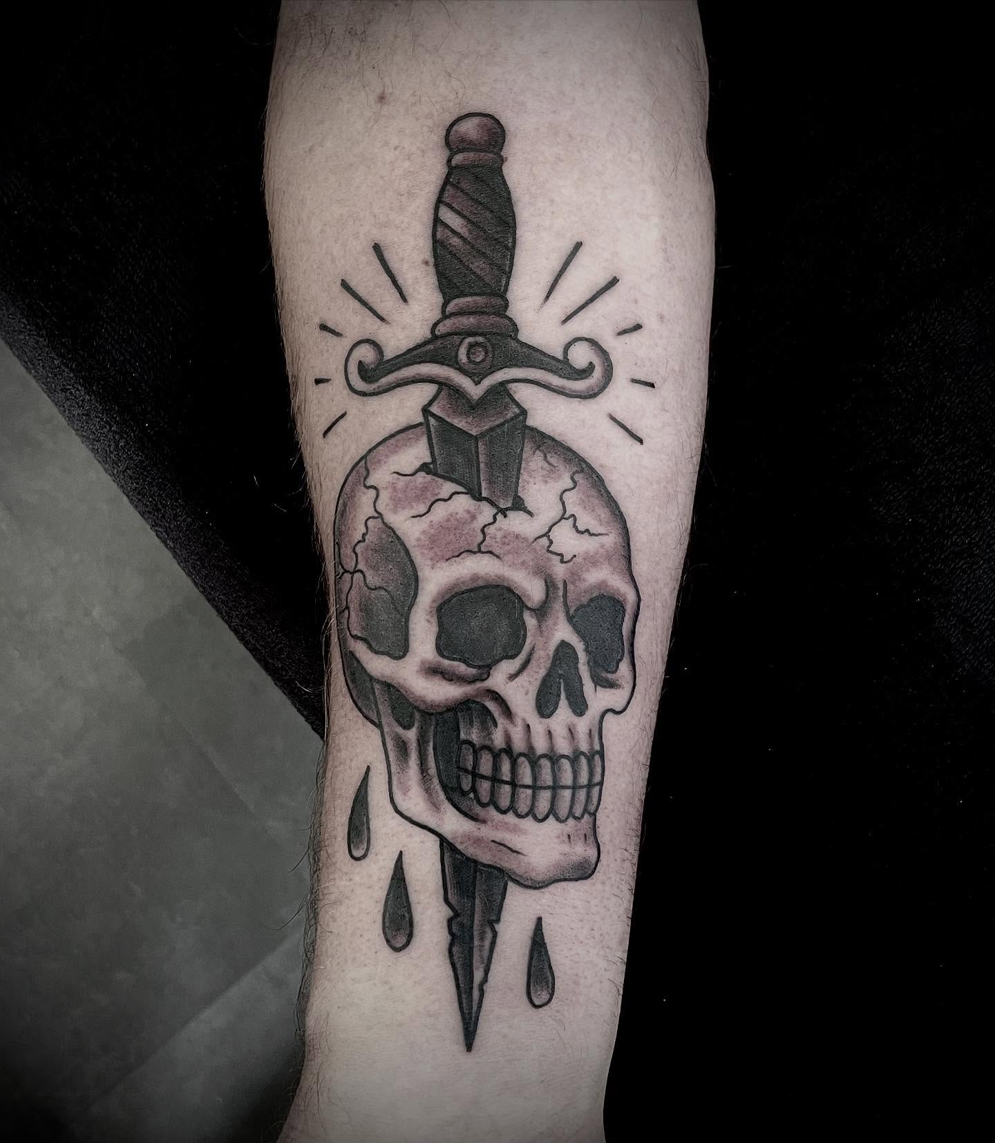 Tattoo by @robymarciano — black_and_grey, realism