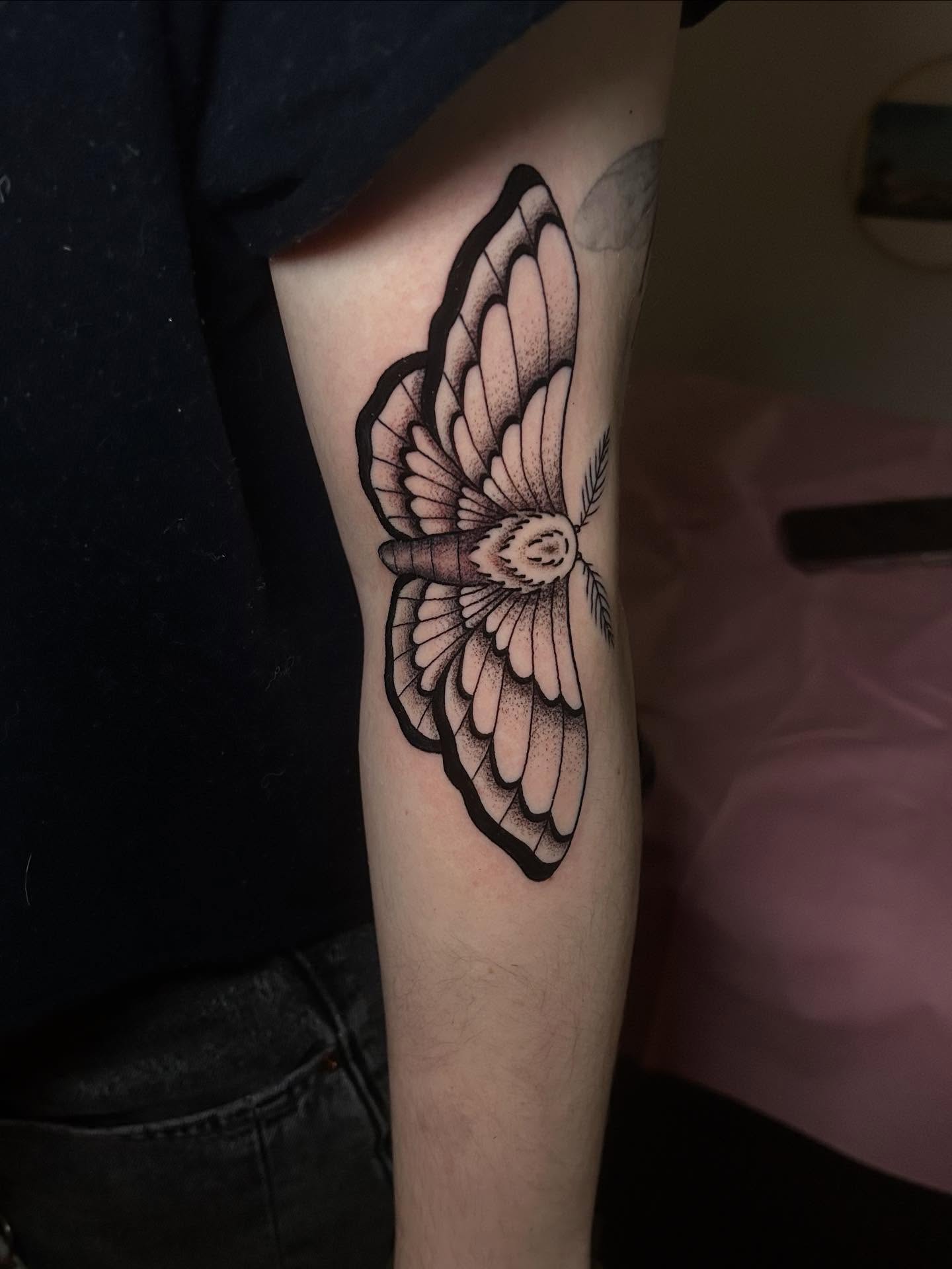 Tattoo by @wldspce — dotwork