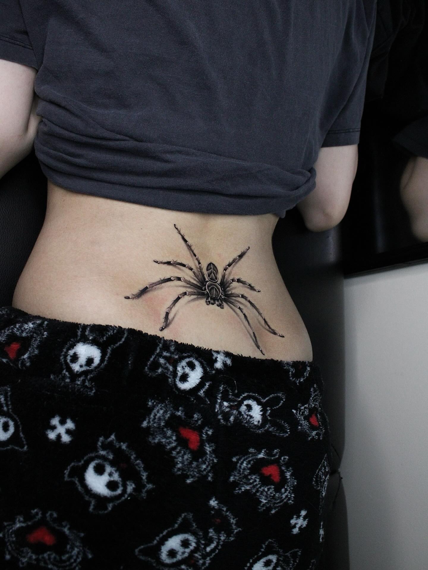 Spider realism tattoo on the torso by 𝕵𝖎𝖒𝖎 𝕯𝖊𝕽𝖔𝖘𝖆🥀, Everett, Washington