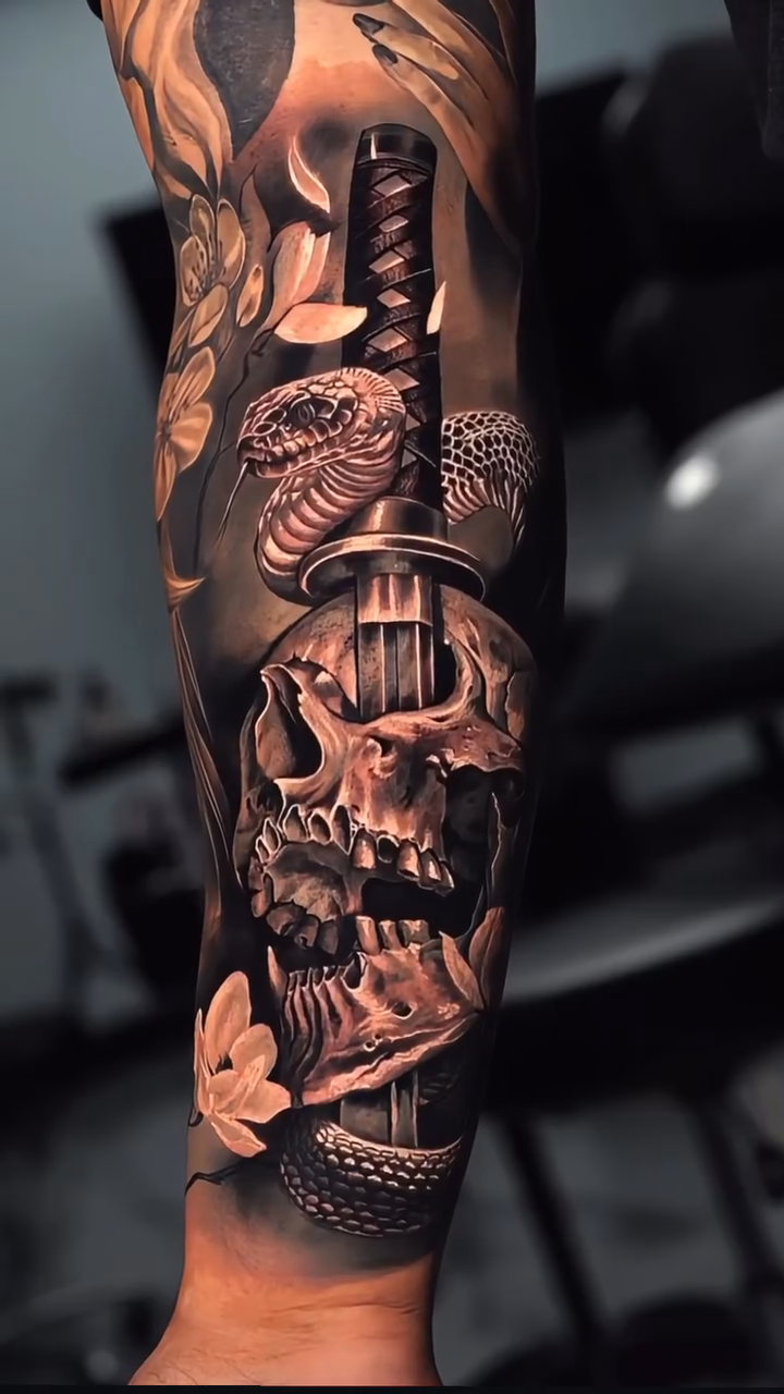 Tattoo work at Summit Invitational 2026