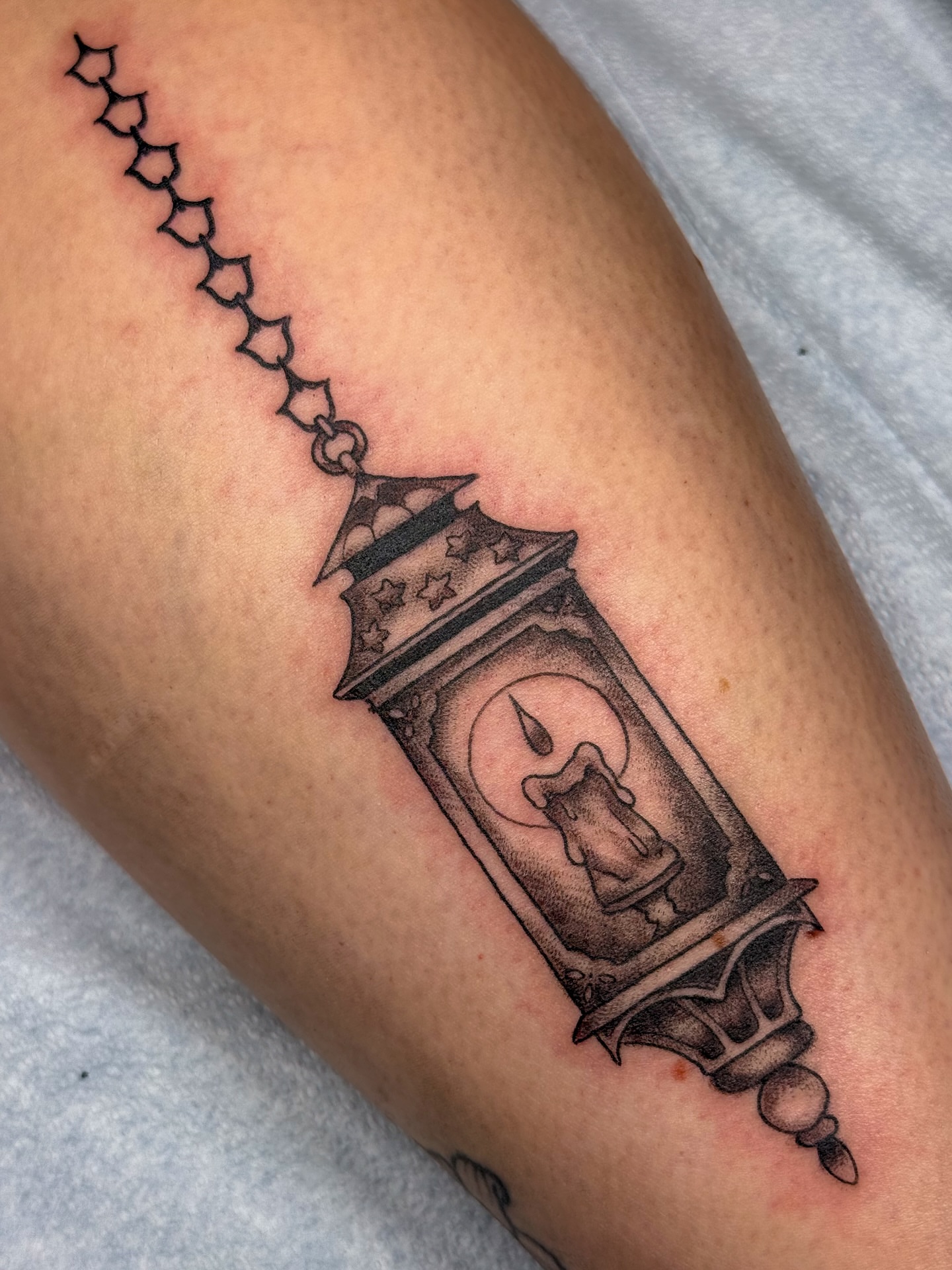 Tattoo by @rhiannontattoos — black_and_grey
