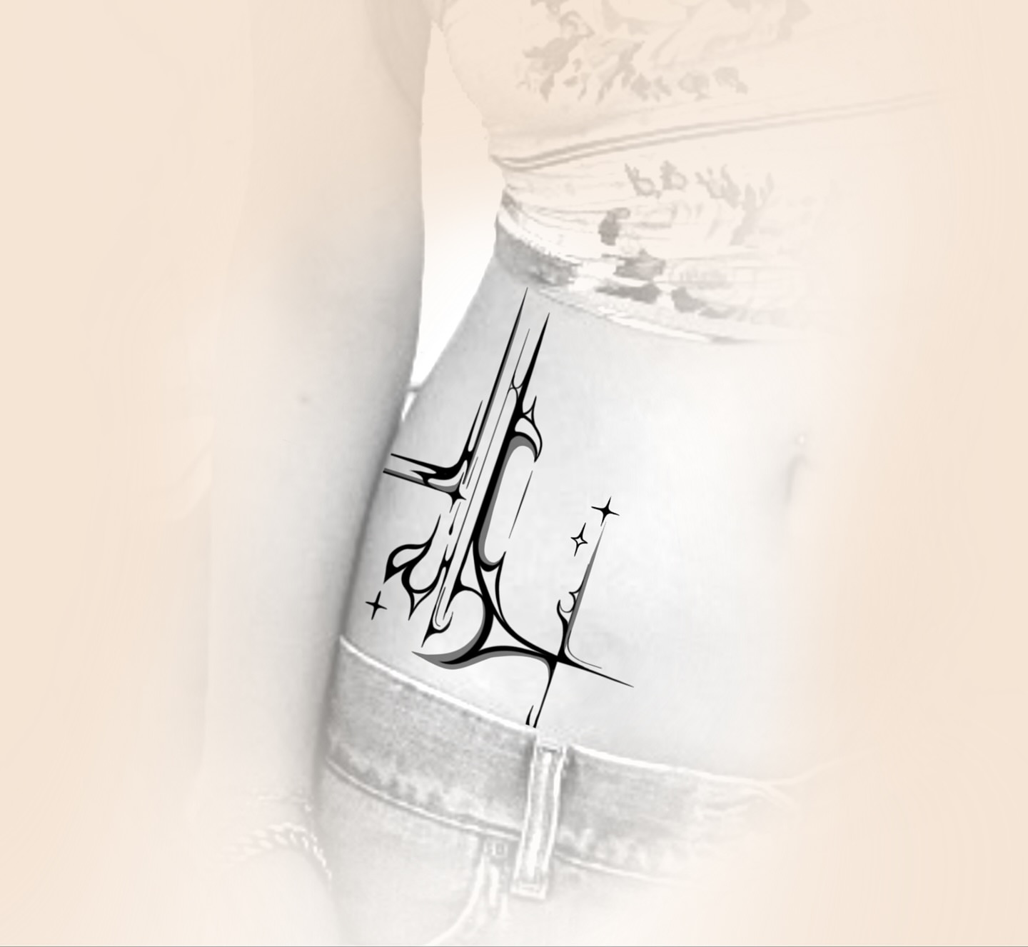 Abstract design black and grey tattoo on the thigh by *:・kelly✧*:・゚