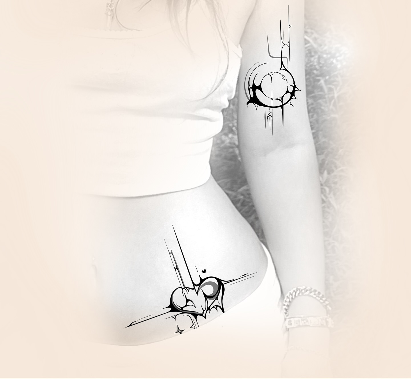 Abstract design black and grey tattoo on the thigh by *:・kelly✧*:・゚
