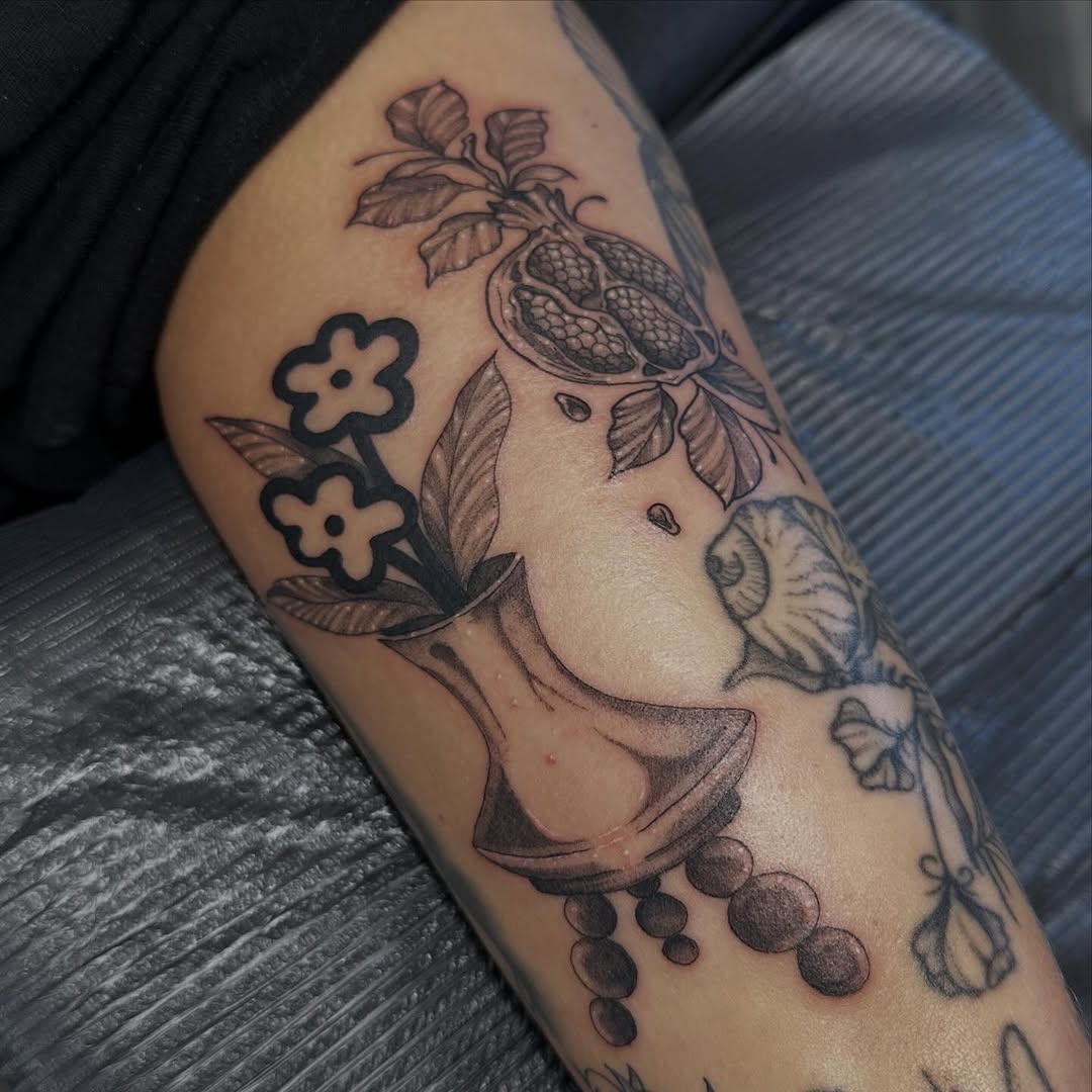 Tattoo by @madfrogs.tattooz β black_and_grey, realism