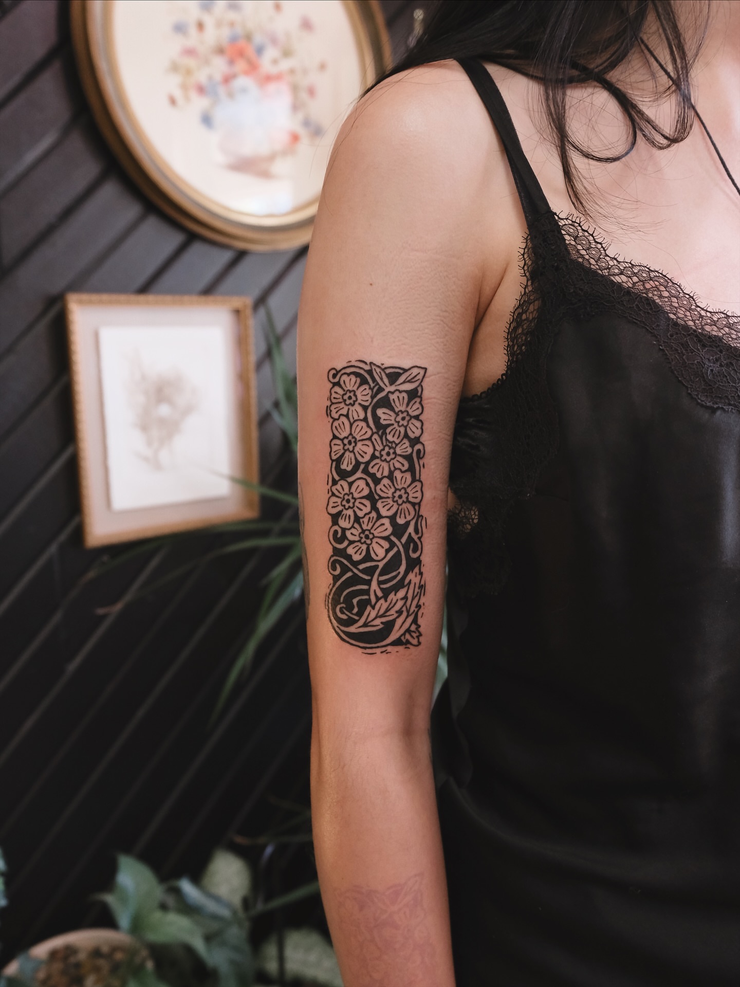 Tattoo by @fortytwojudges — black_and_grey