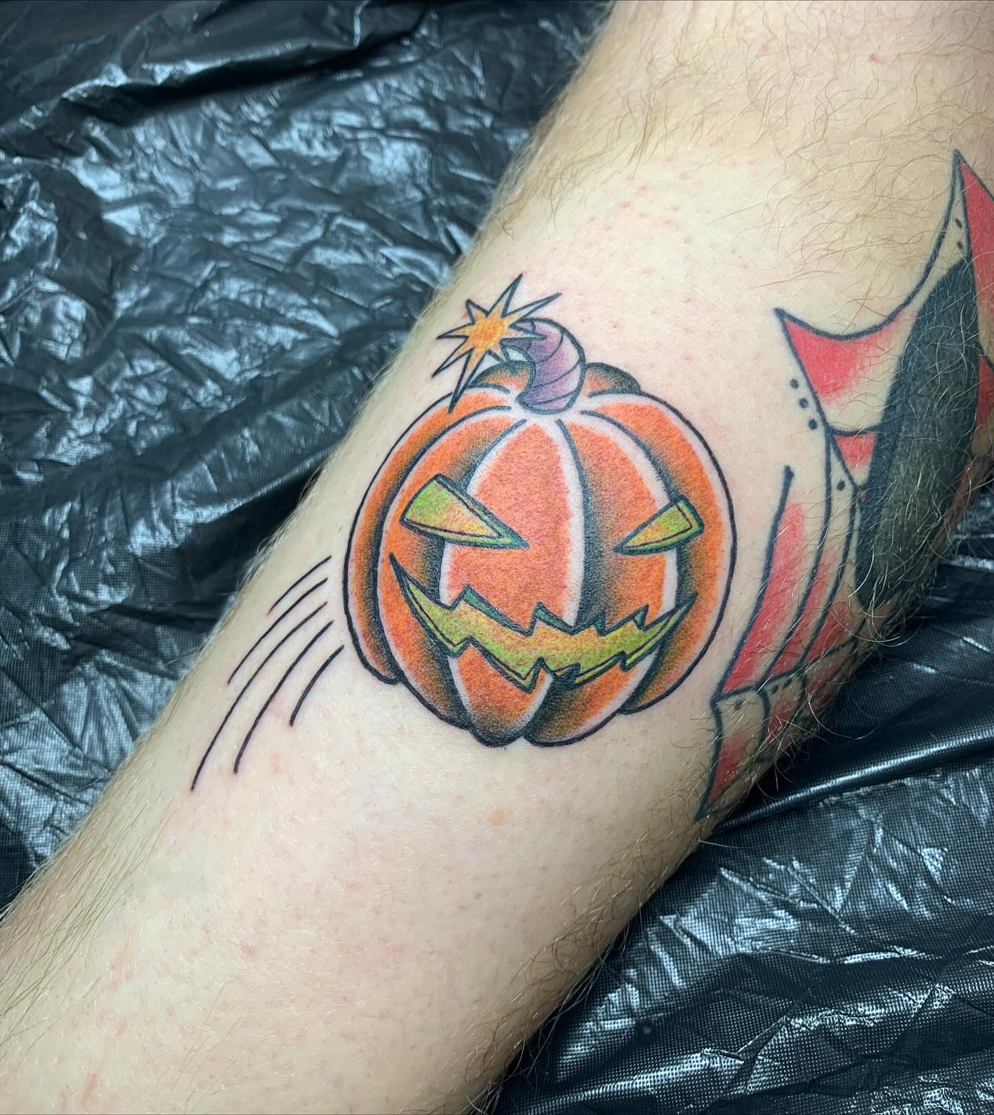 Tattoo by @drowsytattoos — american_traditional