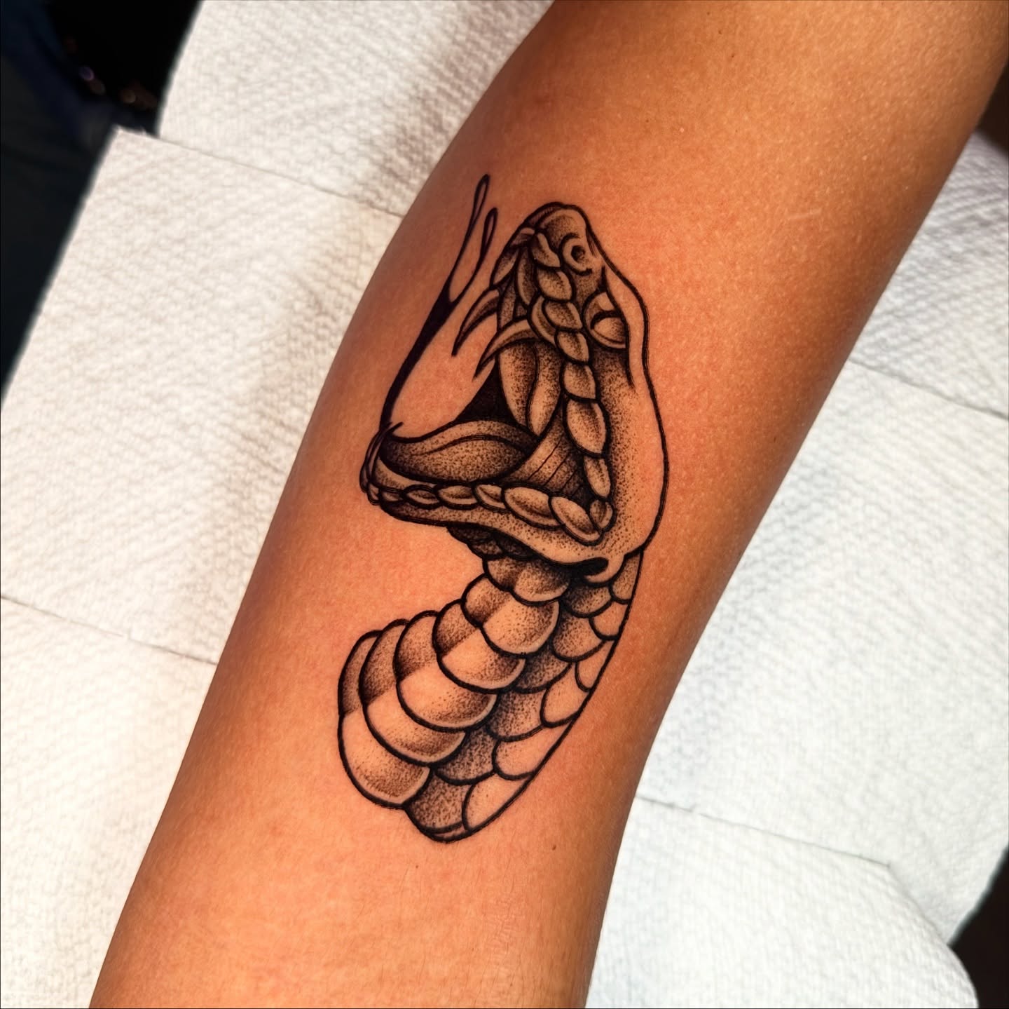 Tattoo by @wolfhazel β dotwork