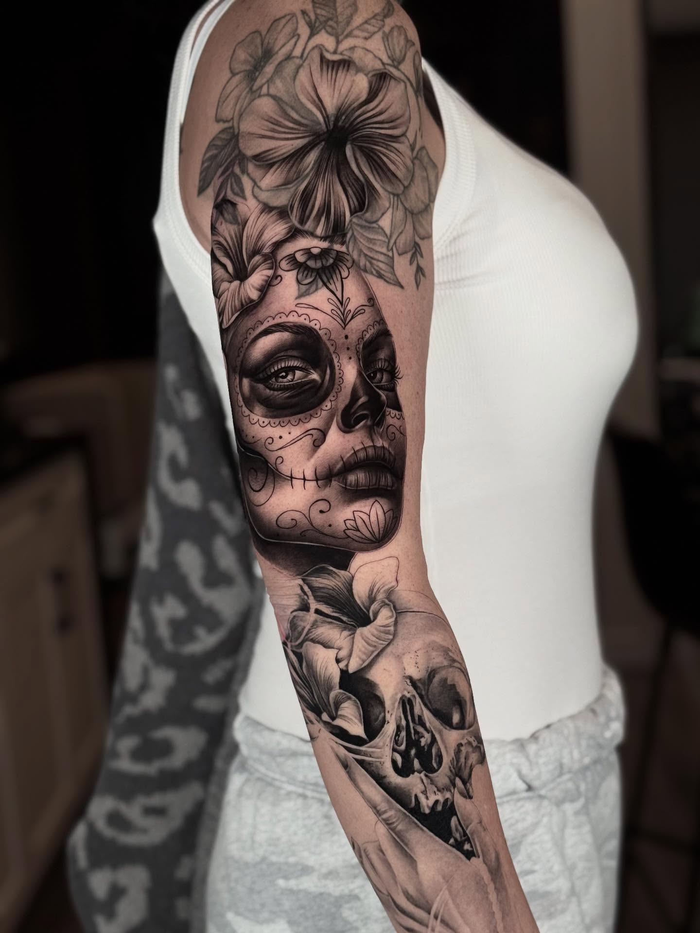 Tattoo by @tan_hope_mm — black_and_grey, realism