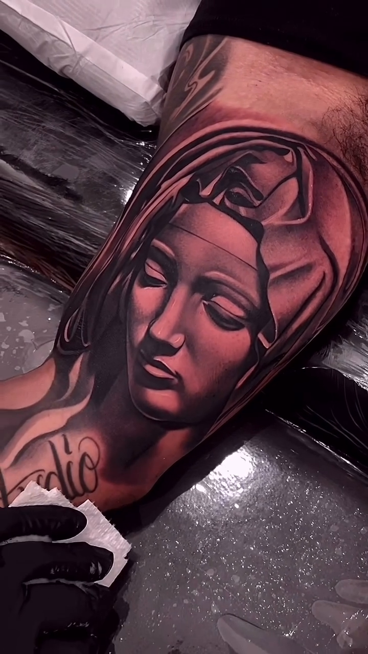 Virgin Mary portrait realism tattoo by Erick Gutierrez, Las Vegas, Nevada