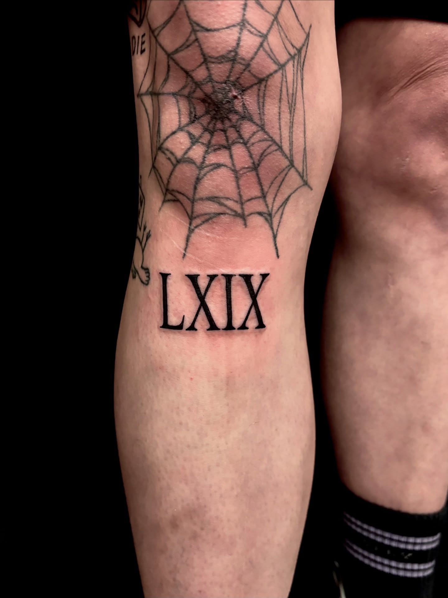 Tattoo by @letmechangemyusernamepleaseomg — black_and_grey