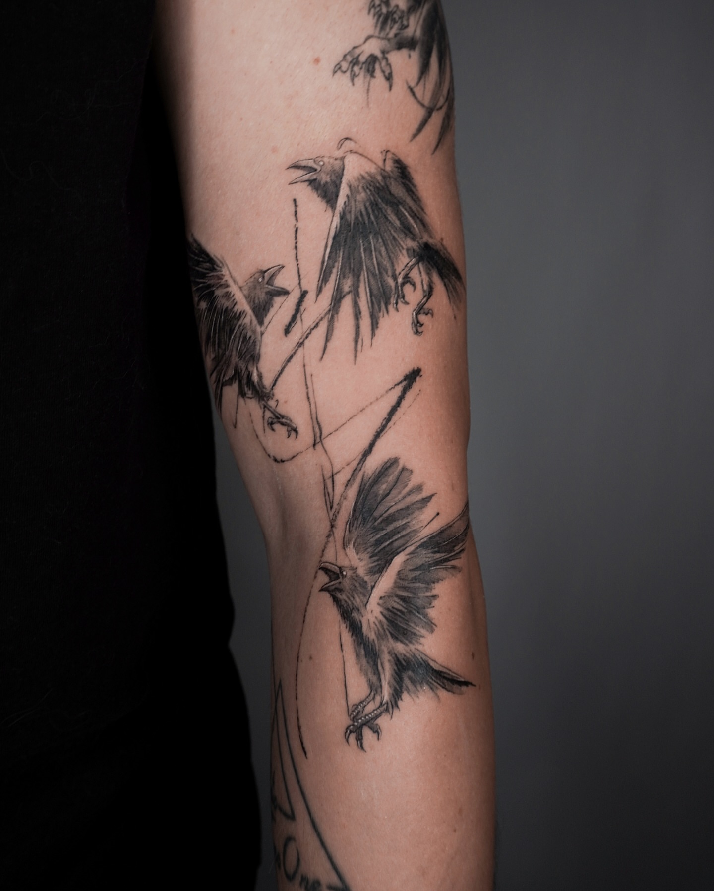 Tattoo by @maru.tattooist — black_and_grey