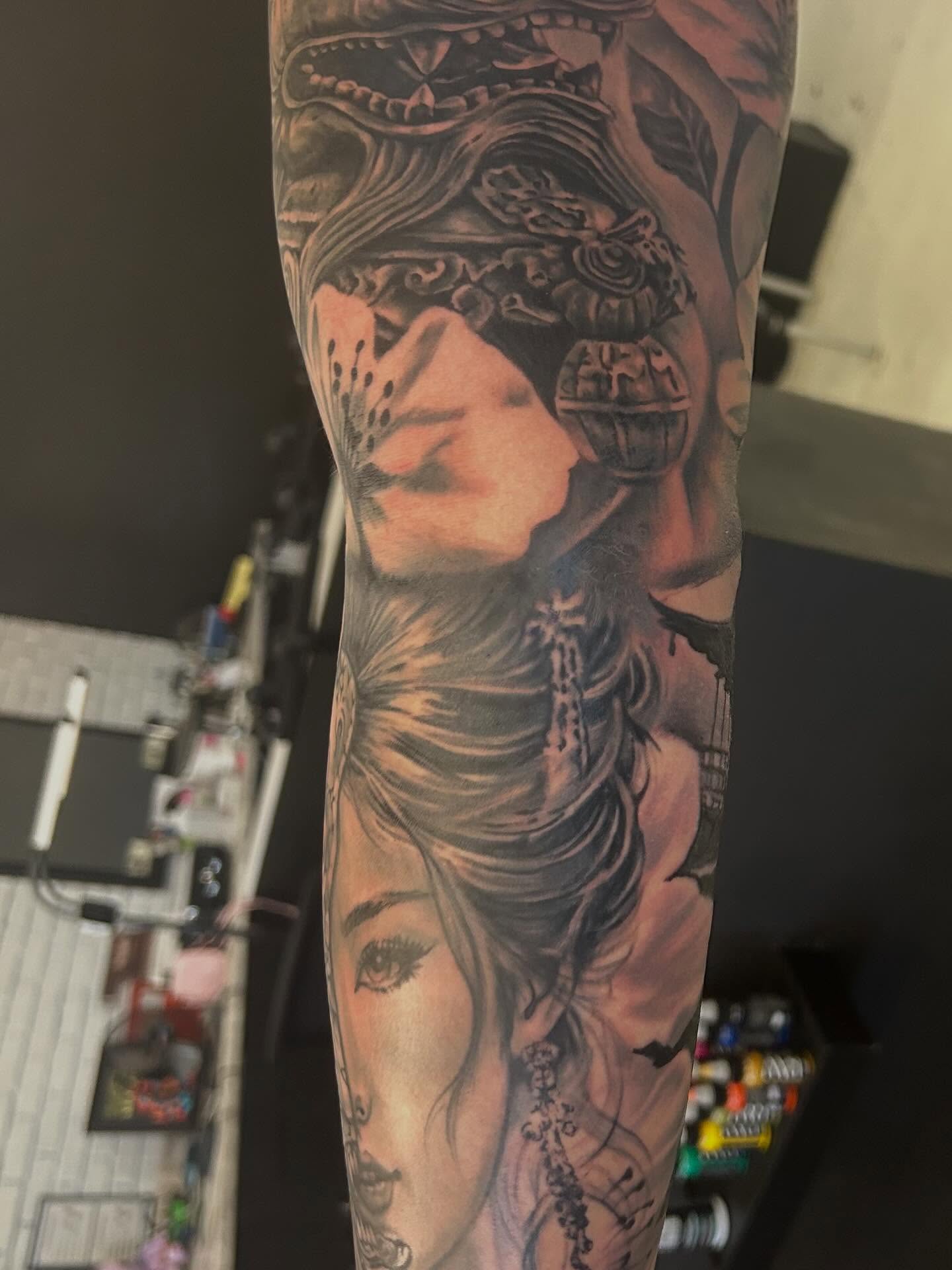 Tattoo by @kristyrvs — realism, dark_realism