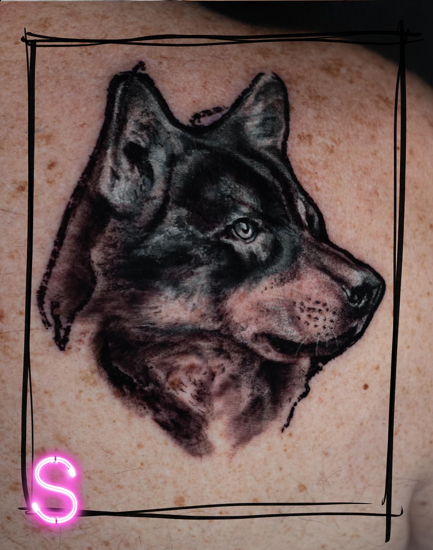 Tattoo by @mrsassy_tattoos — realism