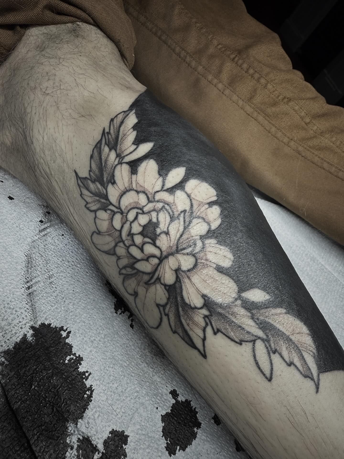 Tattoo by @cattblacktattoo β black_and_grey