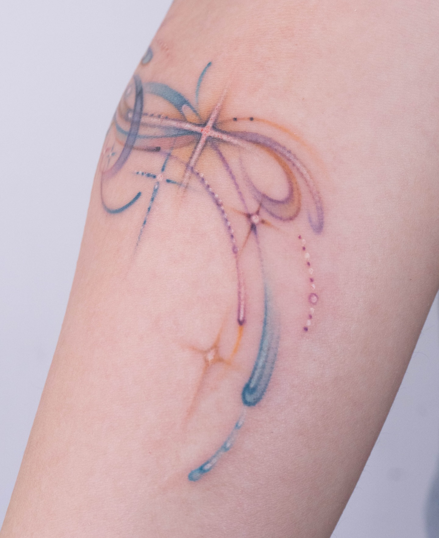 Tattoo by @gracillustrates — dotwork, watercolor