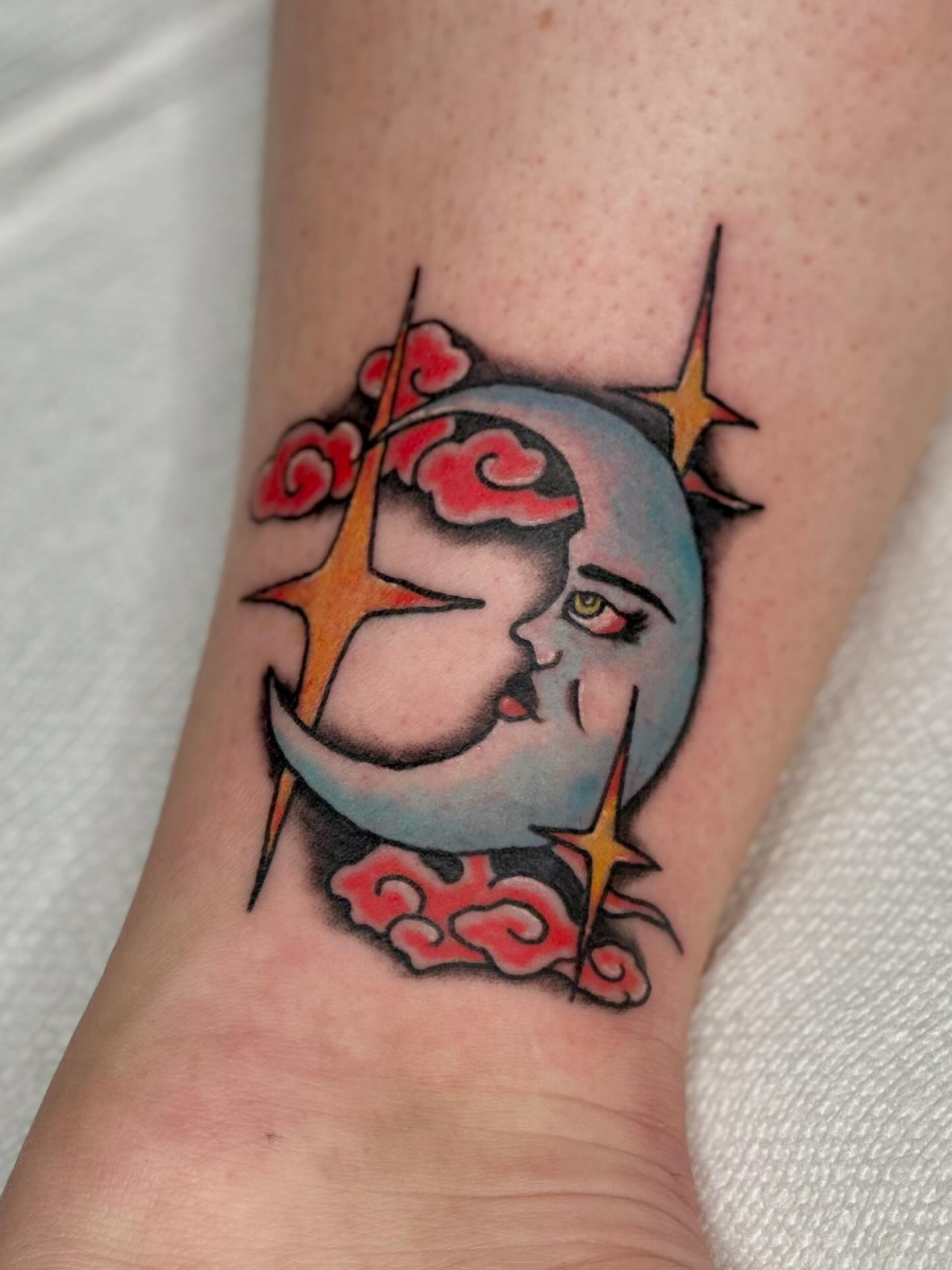 Tattoo by @wizardspire — american_traditional