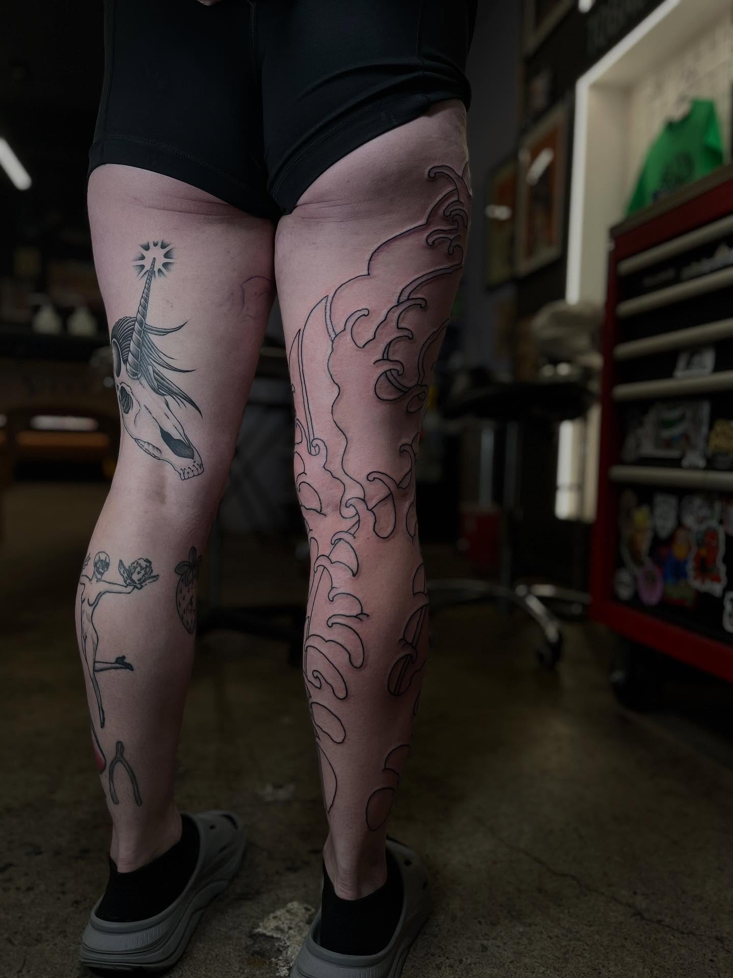 Wave black and grey tattoo on the leg by Kaichi Fujita, Eugene, Oregon