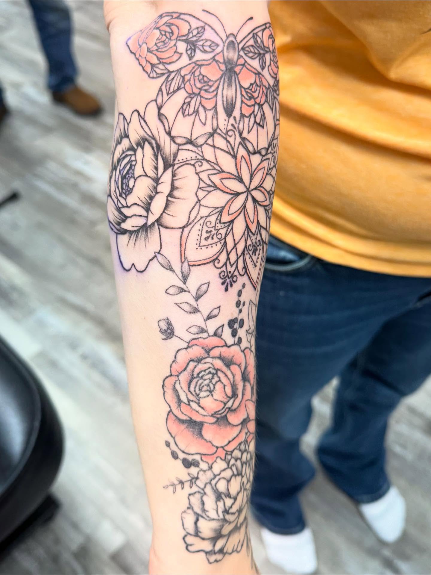 Tattoo by @inkedbyharlow โ neo_traditional, dotwork
