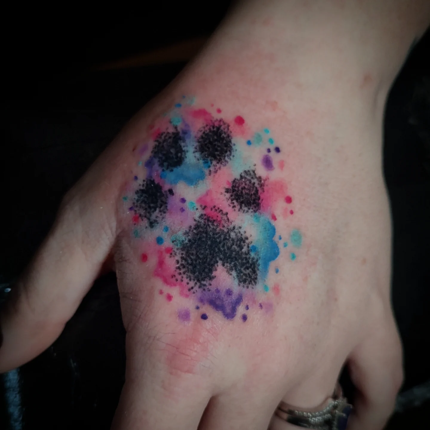Tattoo by @hopelesstattoos — dotwork, watercolor