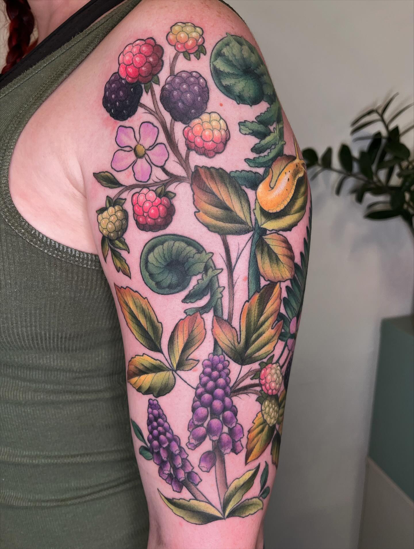 Tattoo by @emidoesart — illustrative, realism