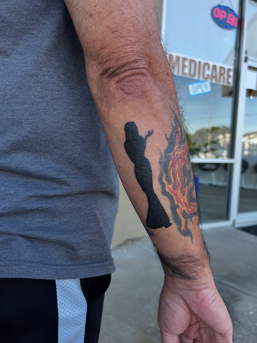 Tattoo by @tatman_cris โ blackwork, trash_polka