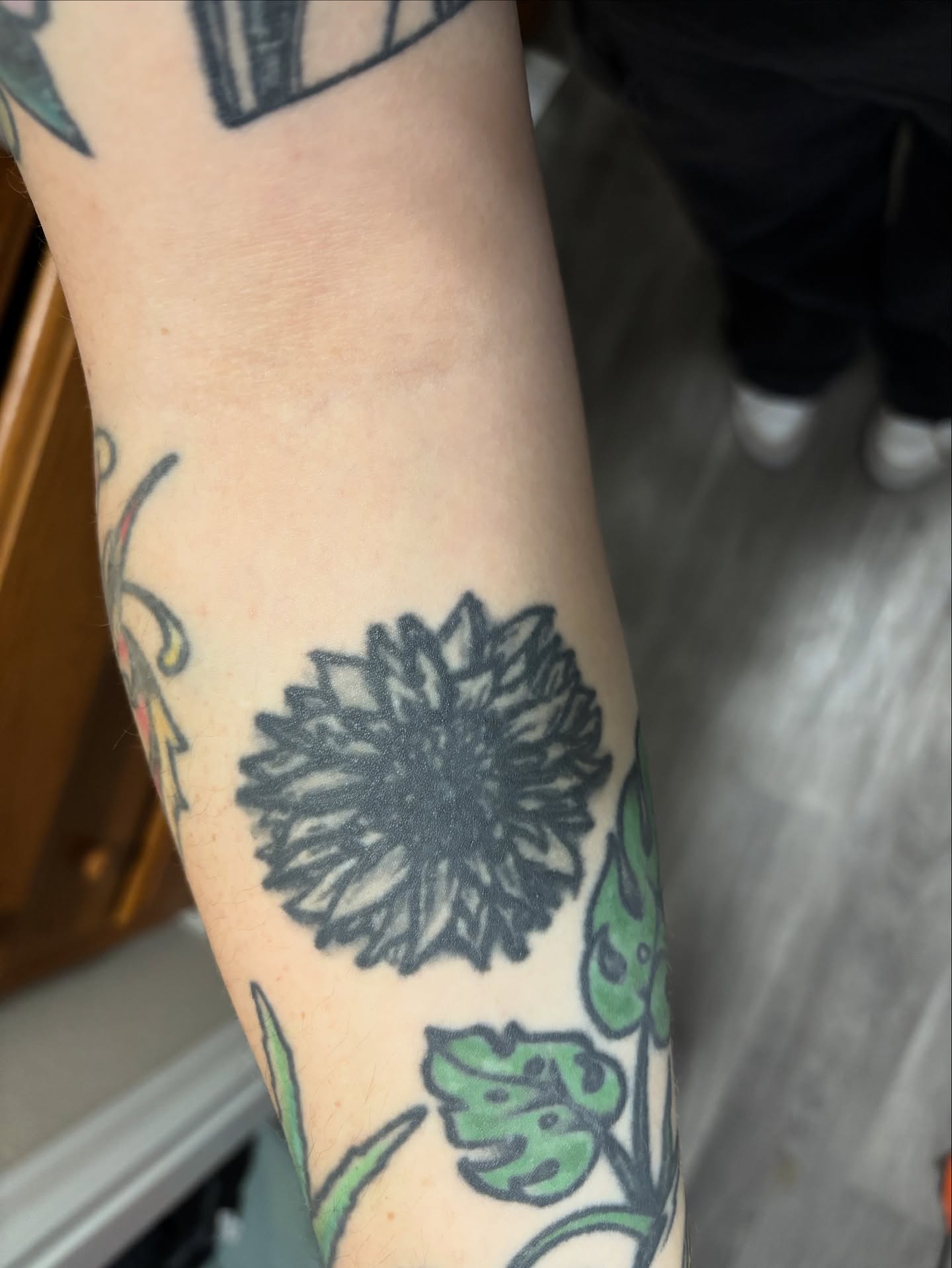 Tattoo by @kolbialexis — black_and_grey