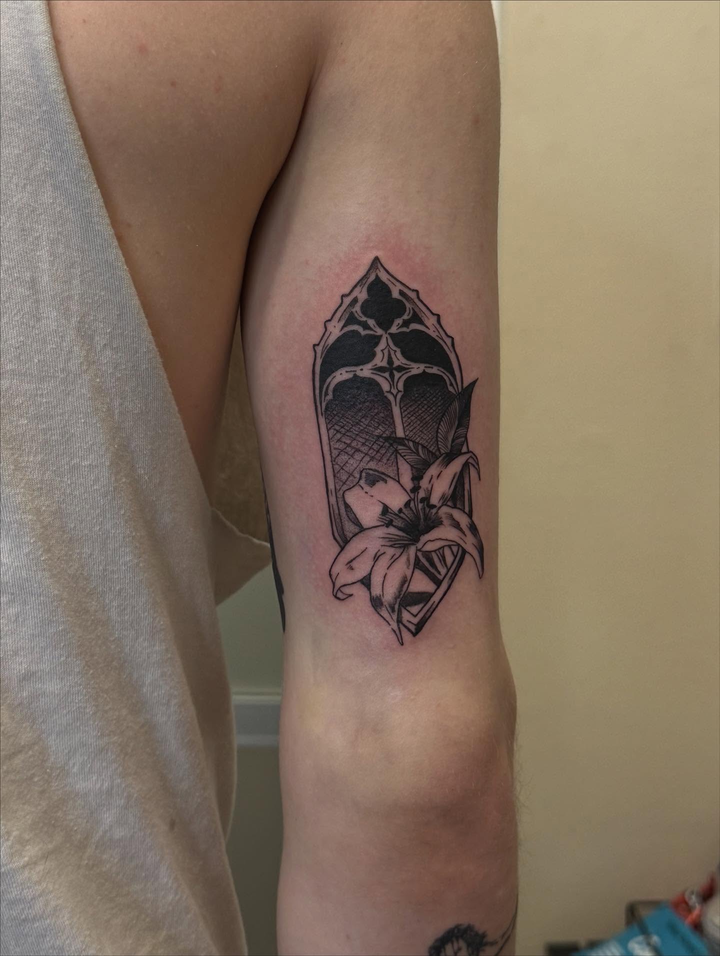 Tattoo by @gluhd_ink — black_and_grey