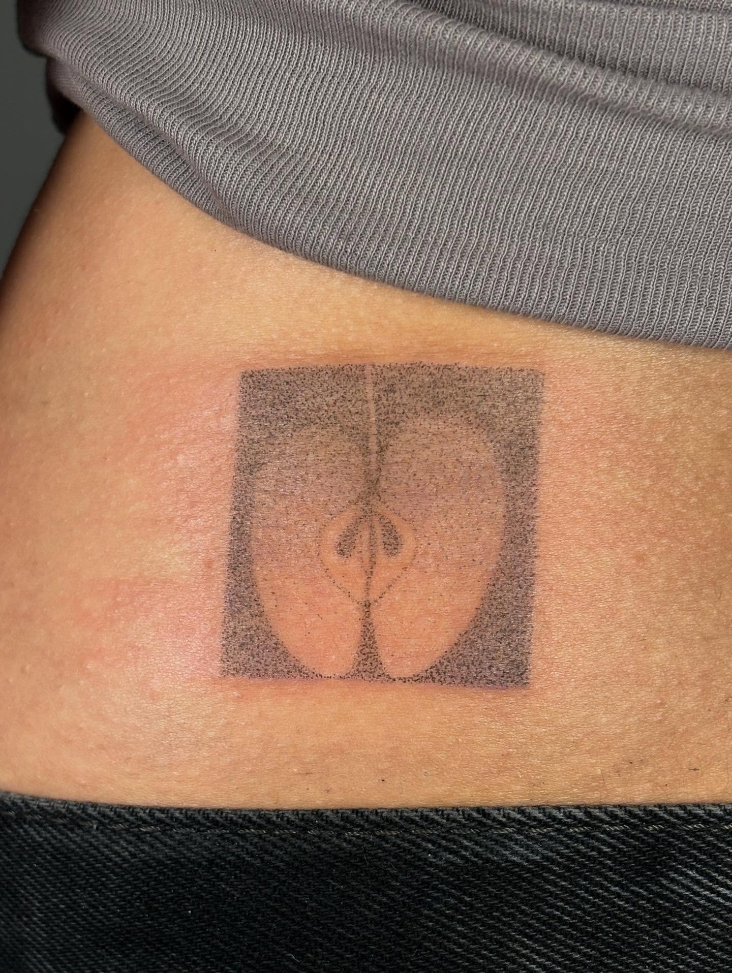 Feet dotwork tattoo on the thigh by Jill