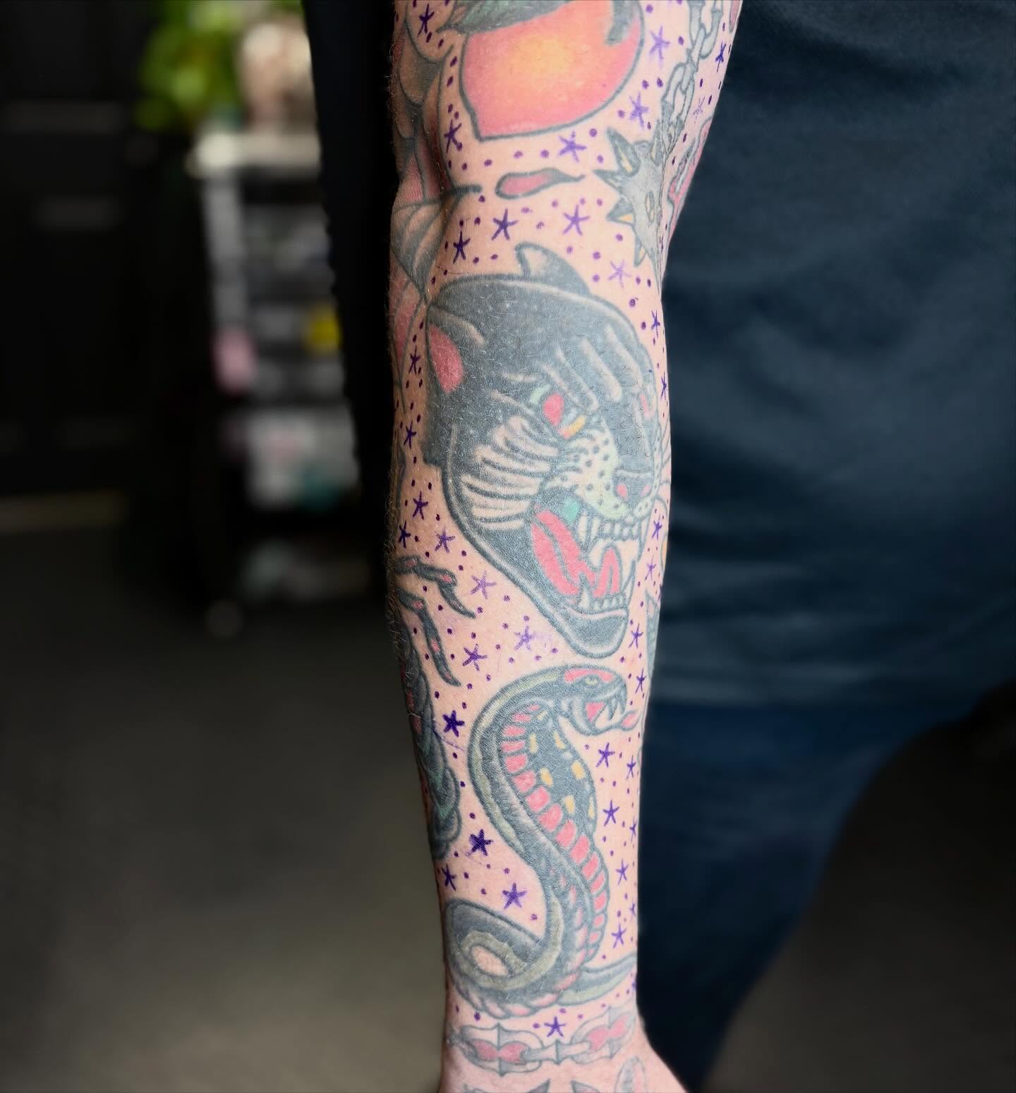 Panther skull American traditional tattoo on the forearm by ππ©π’π΅ππ«π‘π―π ππ¬π«π’π°