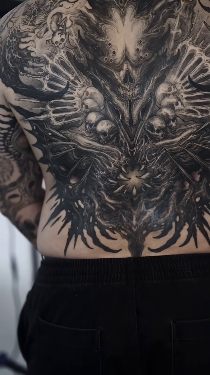 Tattoo by @rokyeom_ β dark_realism, blackwork