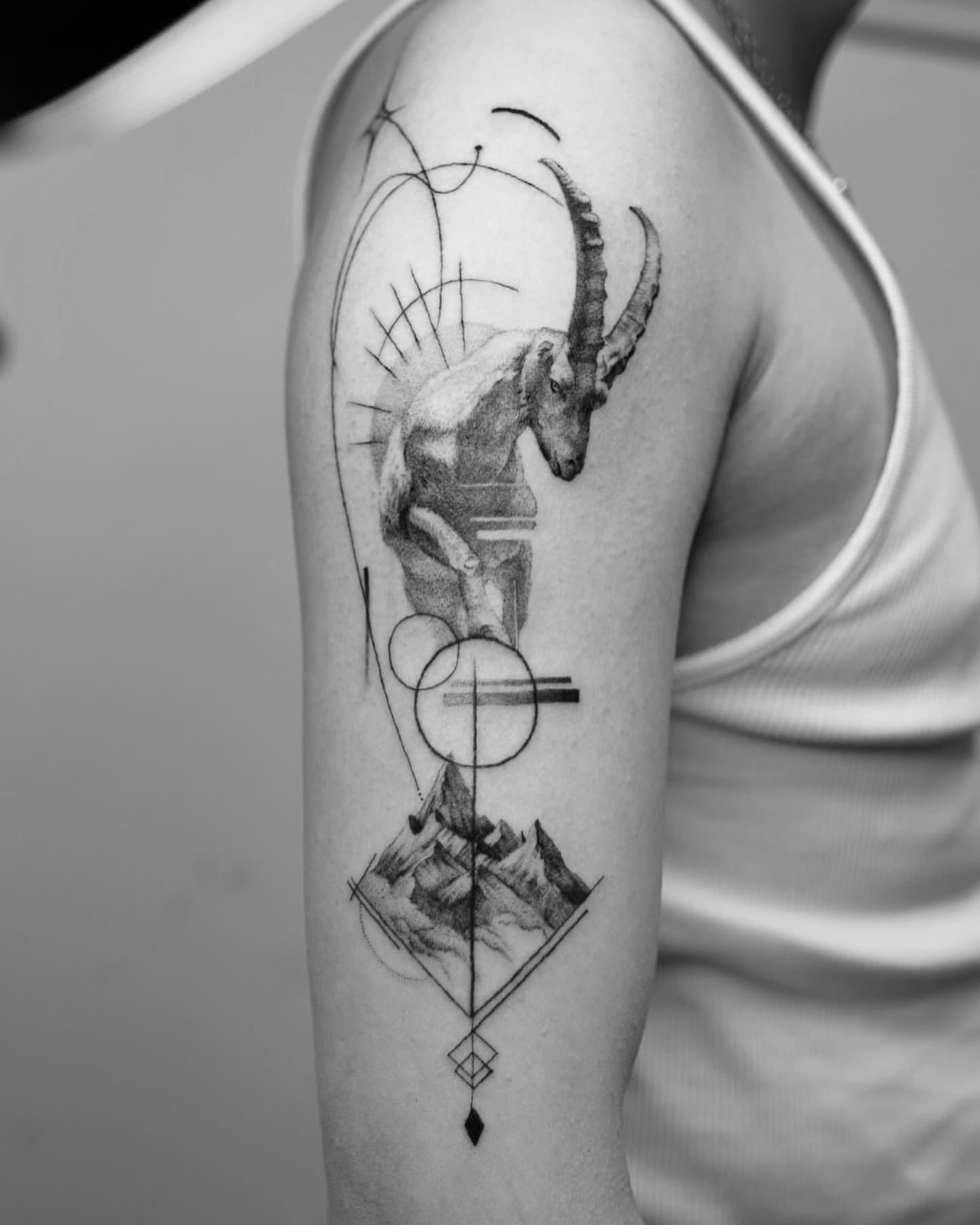 Tattoo by @arthoitam — geometric
