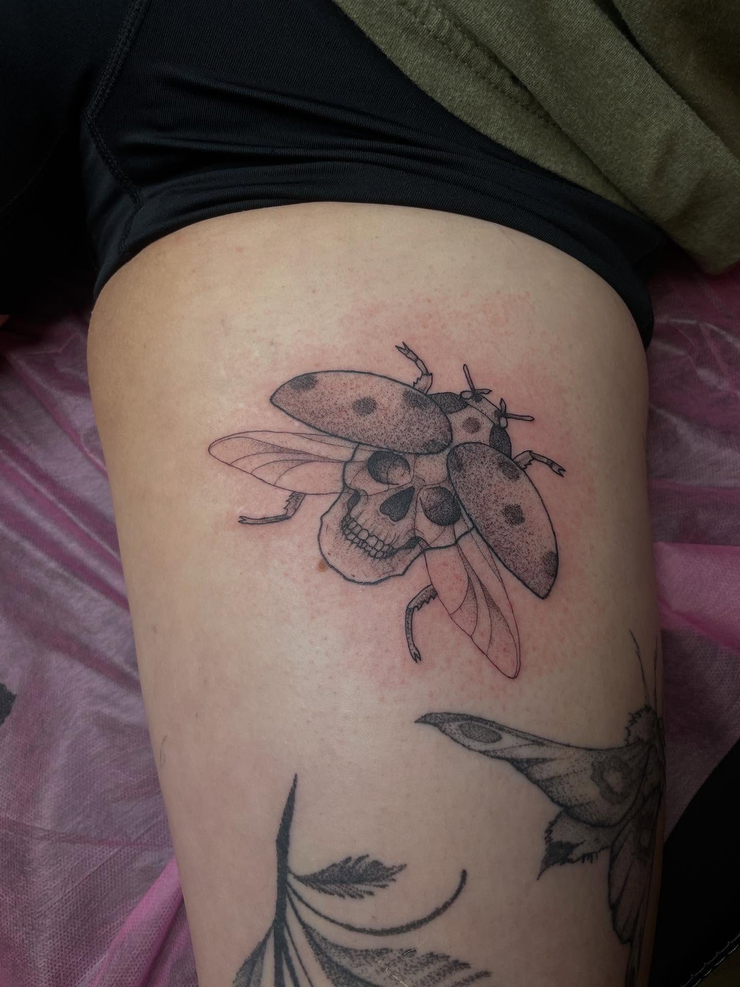 Tattoo by @_sinnertattoos — dotwork, realism