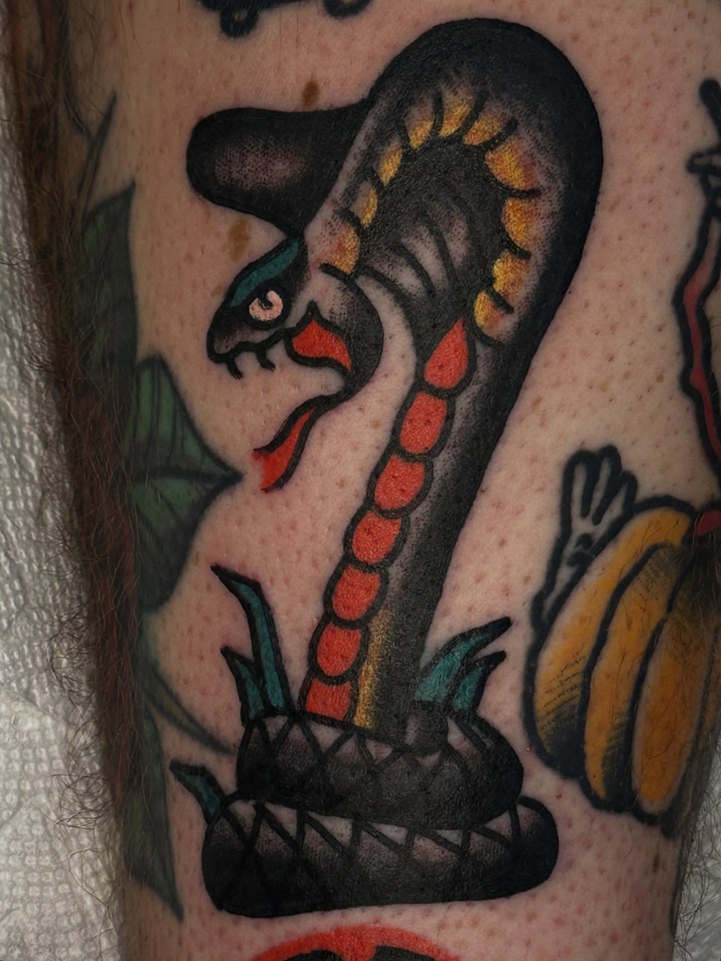 Tattoo by @robavelli — american_traditional