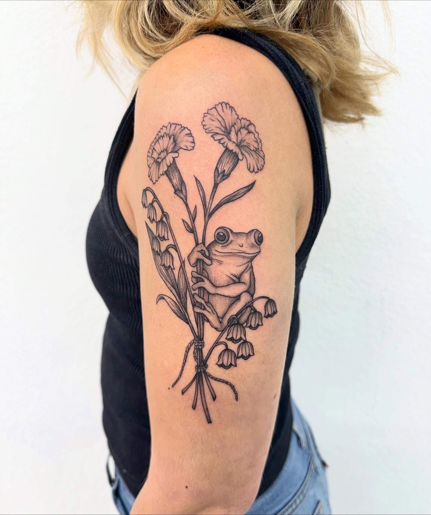 Tattoo by @inkedbyharlow โ black_and_grey