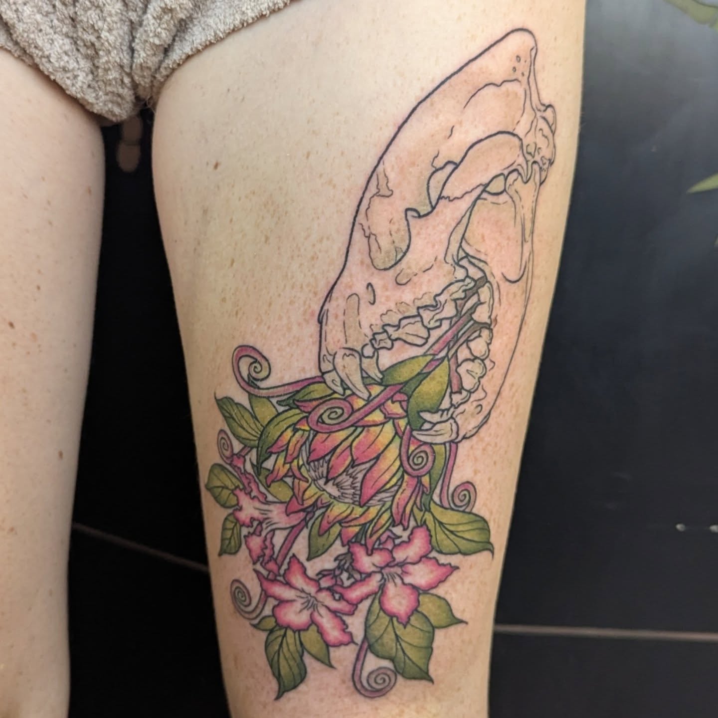 Tattoo by @lepus_tattoos — new_school, watercolor