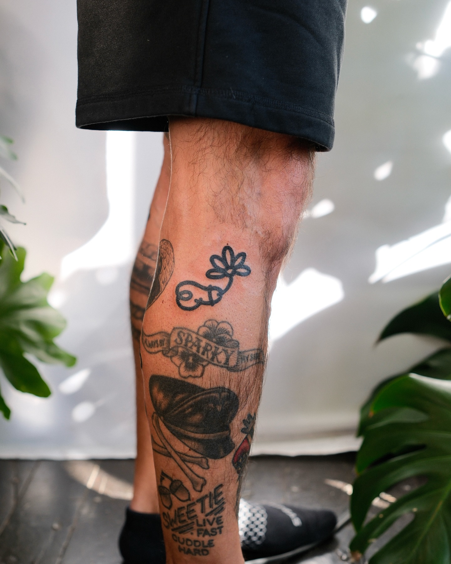 Tattoo by @wonkycube — black_and_grey